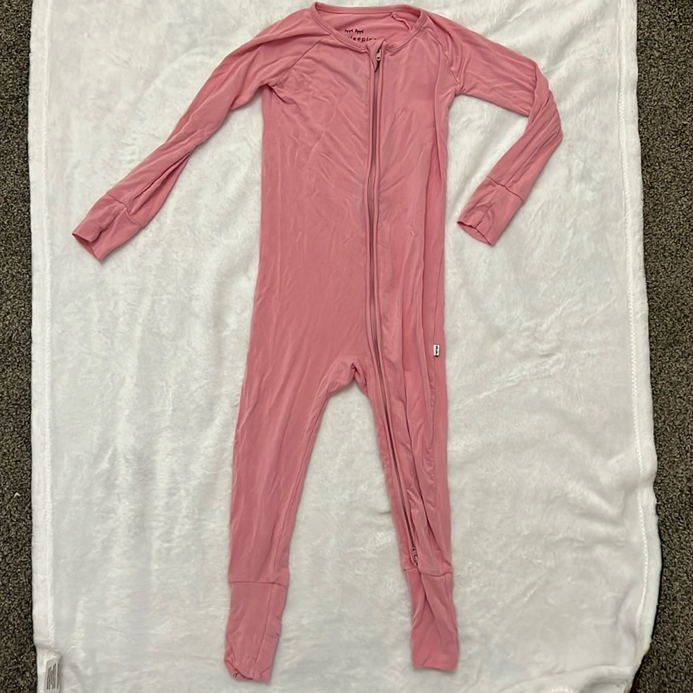 Little Sleepies Zippy. Dark pink. 18-24 months